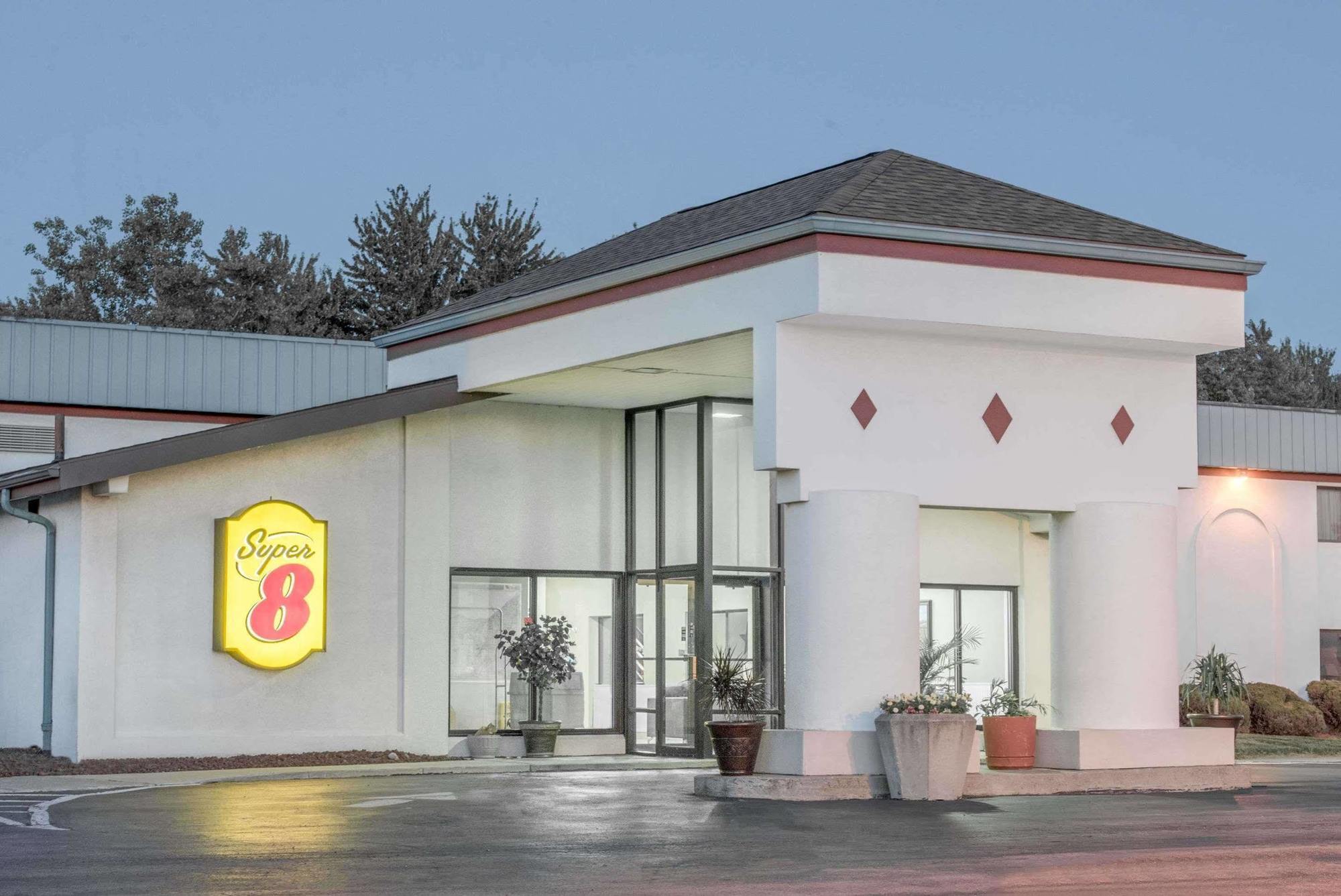 Готель Super 8 Cleveland Норт-Риджвілл Екстер'єр фото